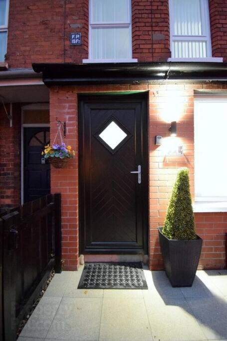 הוילה Belfast Luxury Lets - Windsor Townhouse מראה חיצוני תמונה