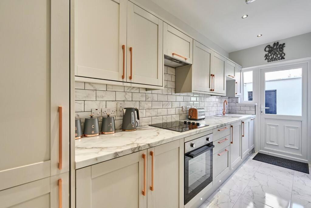 הוילה Belfast Luxury Lets - Windsor Townhouse מראה חיצוני תמונה